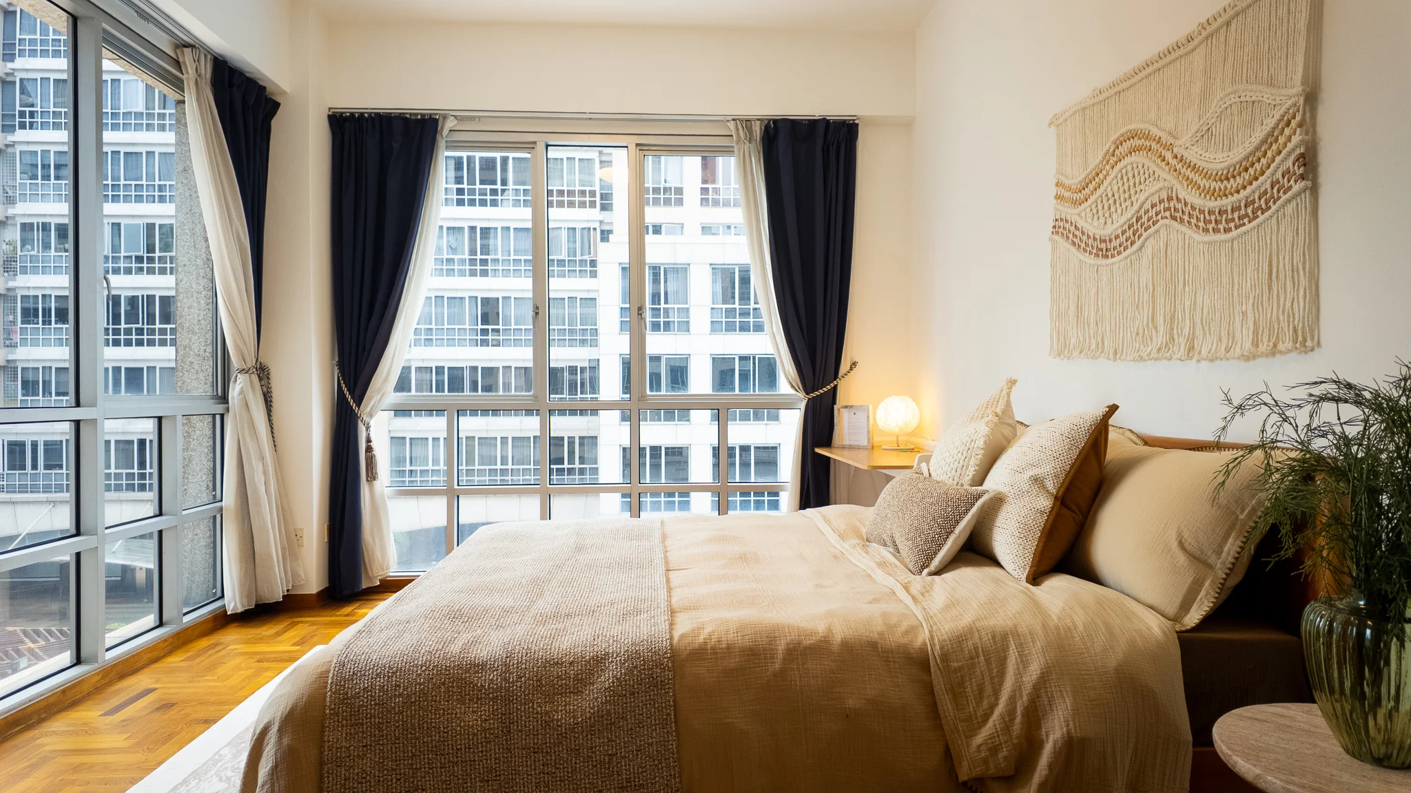 Master Bedroom - Room 5 - 3