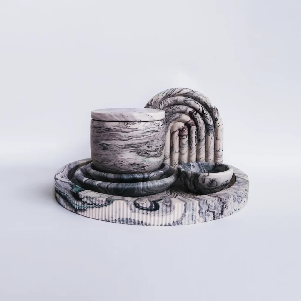 Wickd Family Set Tray in Desert Noon